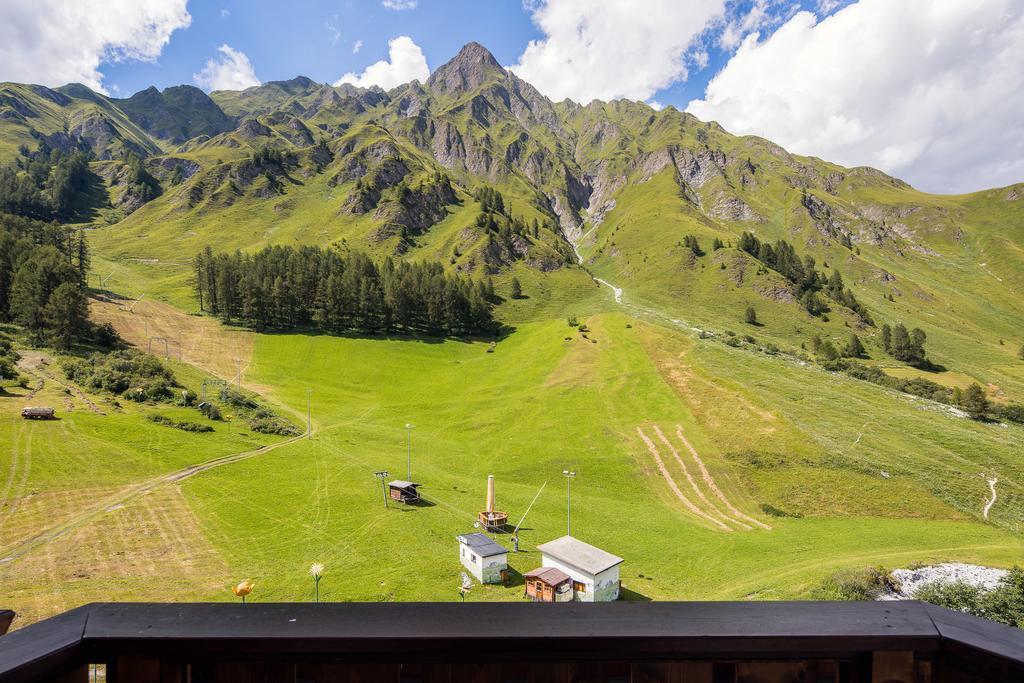 Wellnesshotel Engadin Samnaun Eksteriør billede